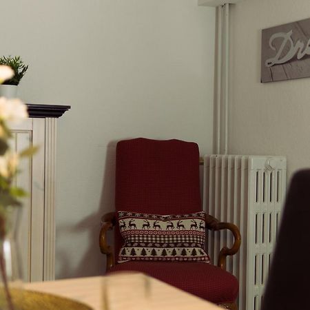 Apartment Hirsch: Wohnung Fuer Die Ganze Familie Mit Disney+ برونلاغ المظهر الخارجي الصورة