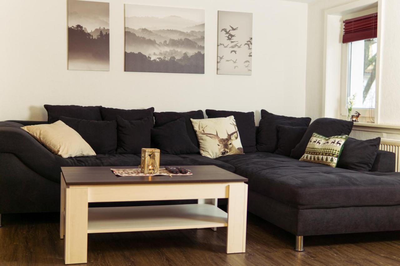 Apartment Hirsch: Wohnung Fuer Die Ganze Familie Mit Disney+ برونلاغ المظهر الخارجي الصورة